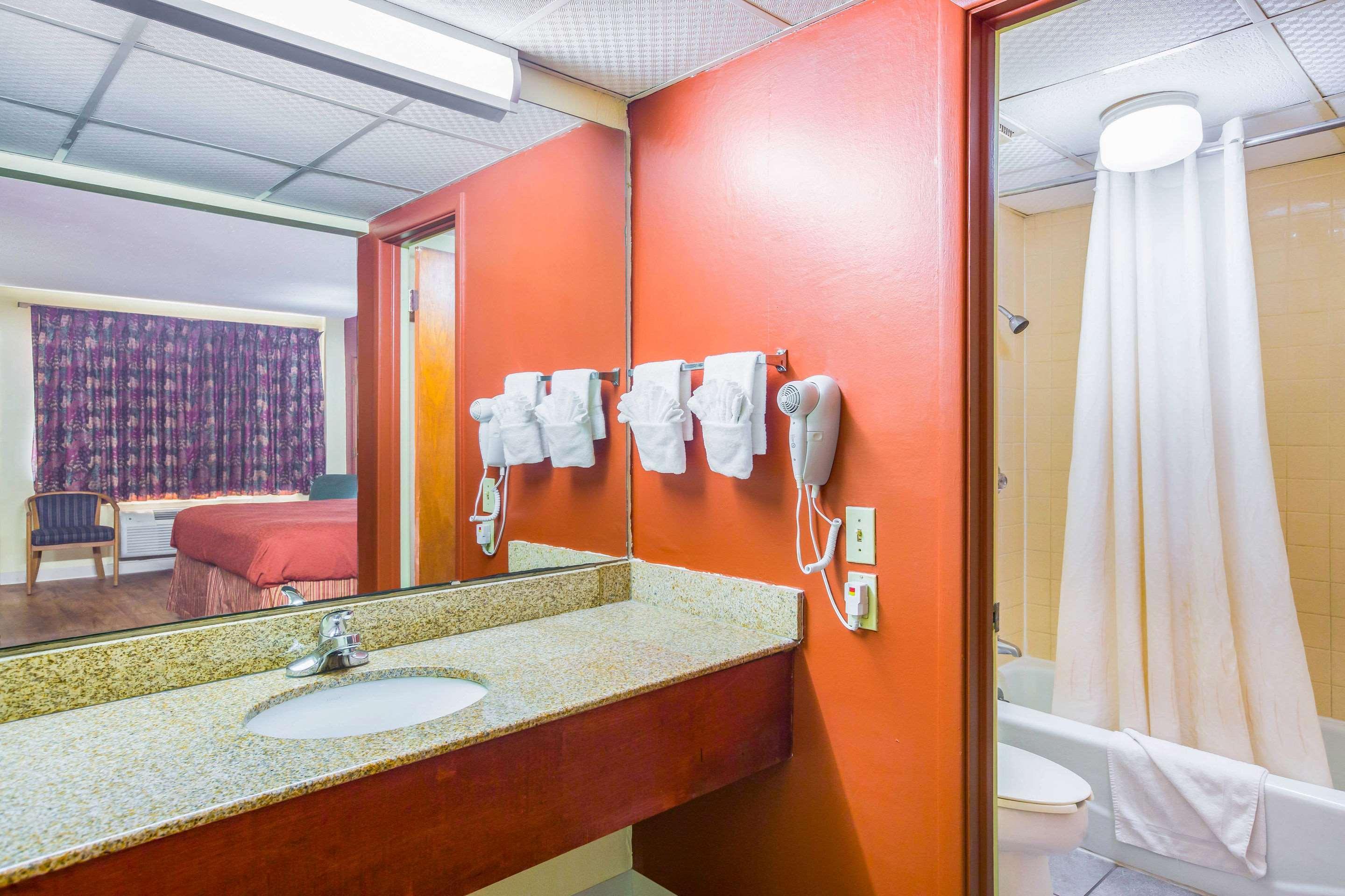 Rodeway Inn Bonifay Екстер'єр фото
